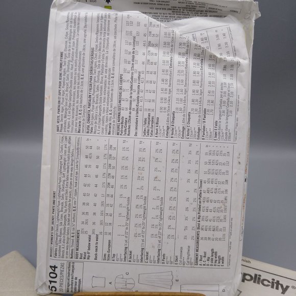 UNCUT Vintage Sewing PATTERN Simplicity 5104, Misses 2004 Womens - Picture 3 of 3